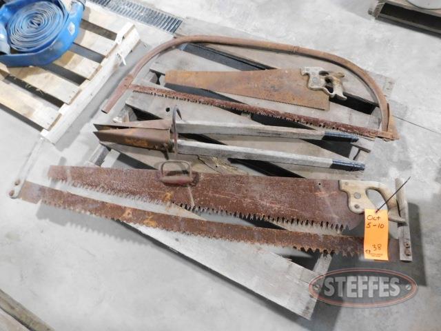 Pallet of asst- vintage hand saws-_1.jpg